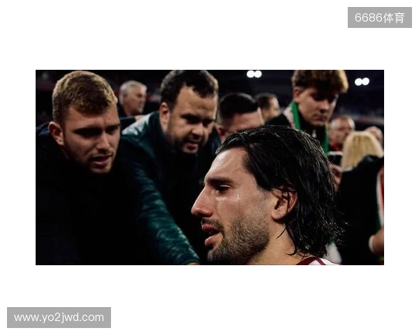 从天堂到地狱，索博在2-1领先后疯狂庆祝，被绝杀后伤心落泪